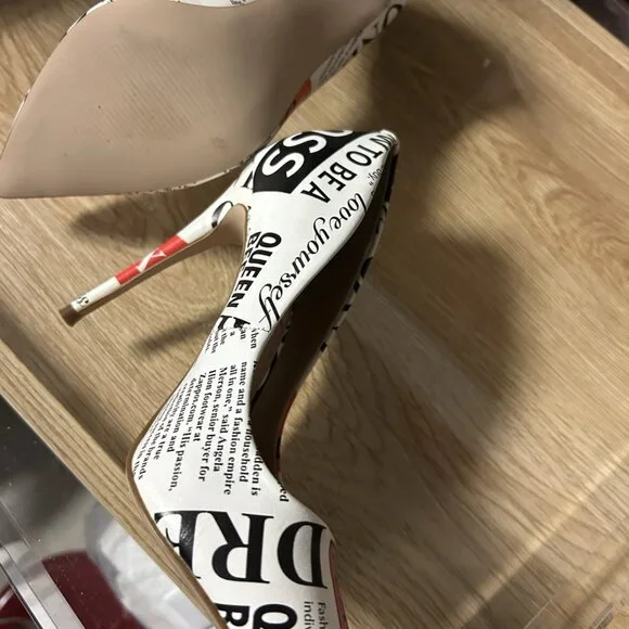 Steve Madden Vala Pumps Heels Newspaper Print Statement Glam Edgy Chic - Picture 5 of 8